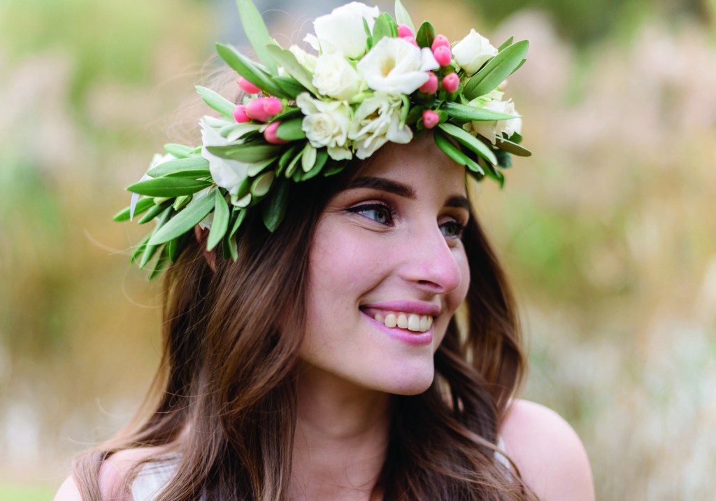 head flower crown
