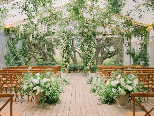 Stem Floral photo by Sophie Epton