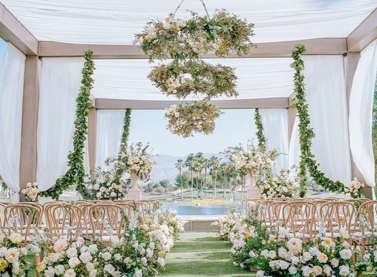 Wedding Floral Trends